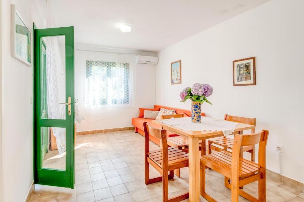 Povlja Bungalows Εξωτερικό φωτογραφία